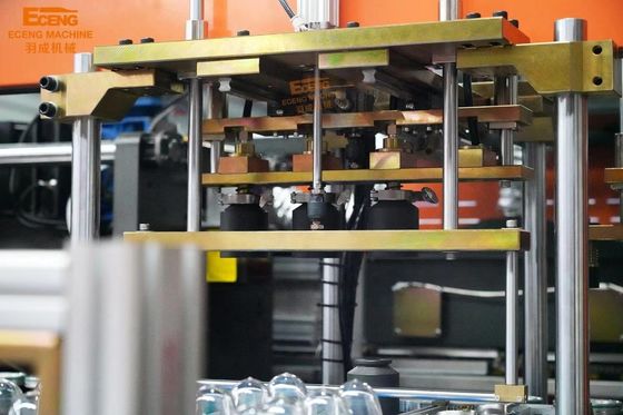 เครื่องเป่าขวดขวด PET 3000bph 2.5ton