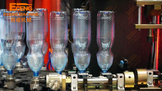 Eceng Q6000 เครื่องเป่าขวดพลาสติกยืดสำหรับสัตว์เลี้ยง 4 ช่องสำหรับสายขวดน้ำแร่