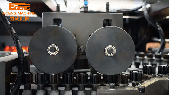 เครื่องเป่าขวดน้ำผลไม้เครื่องดื่ม 380V Eceng K4 การอนุรักษ์พลังงานอัตโนมัติ