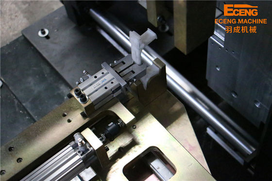 KB1 PET 5 แกลลอนเครื่องเป่าขวดพลาสติก 6000KG ประหยัดพลังงาน